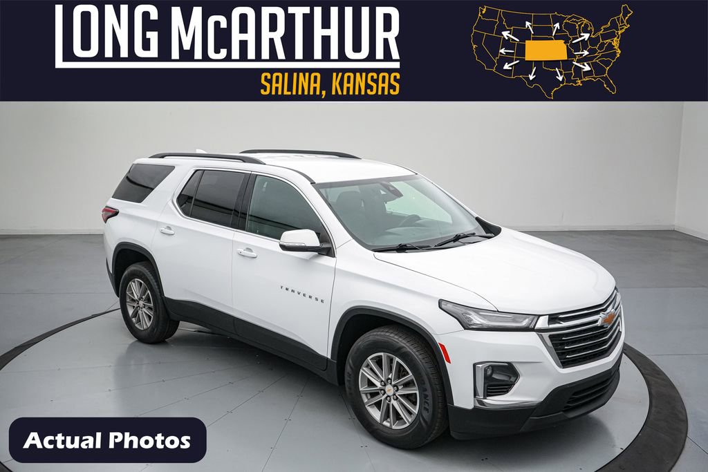 Used 2023 Chevrolet Traverse LT image 1