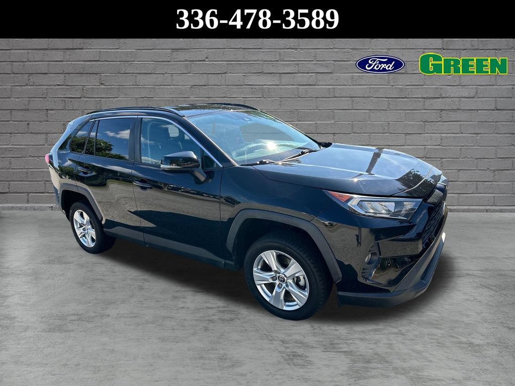 Used 2021 Toyota RAV4 XLE FWD image 8