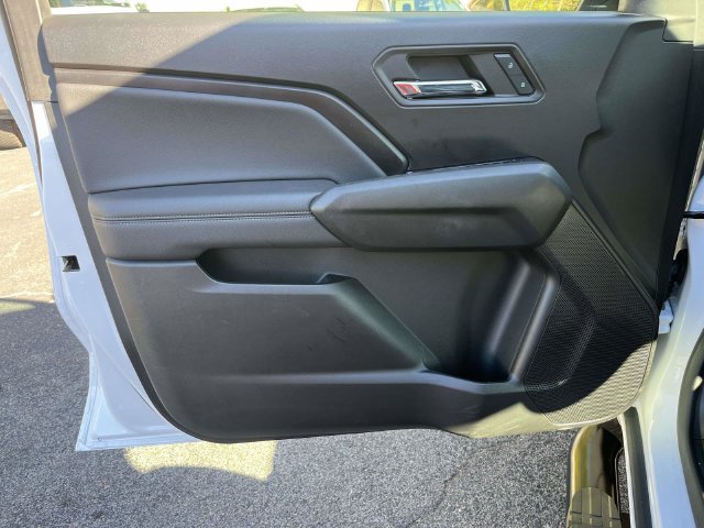 Used 2023 Chevrolet Colorado LT RWD image 18