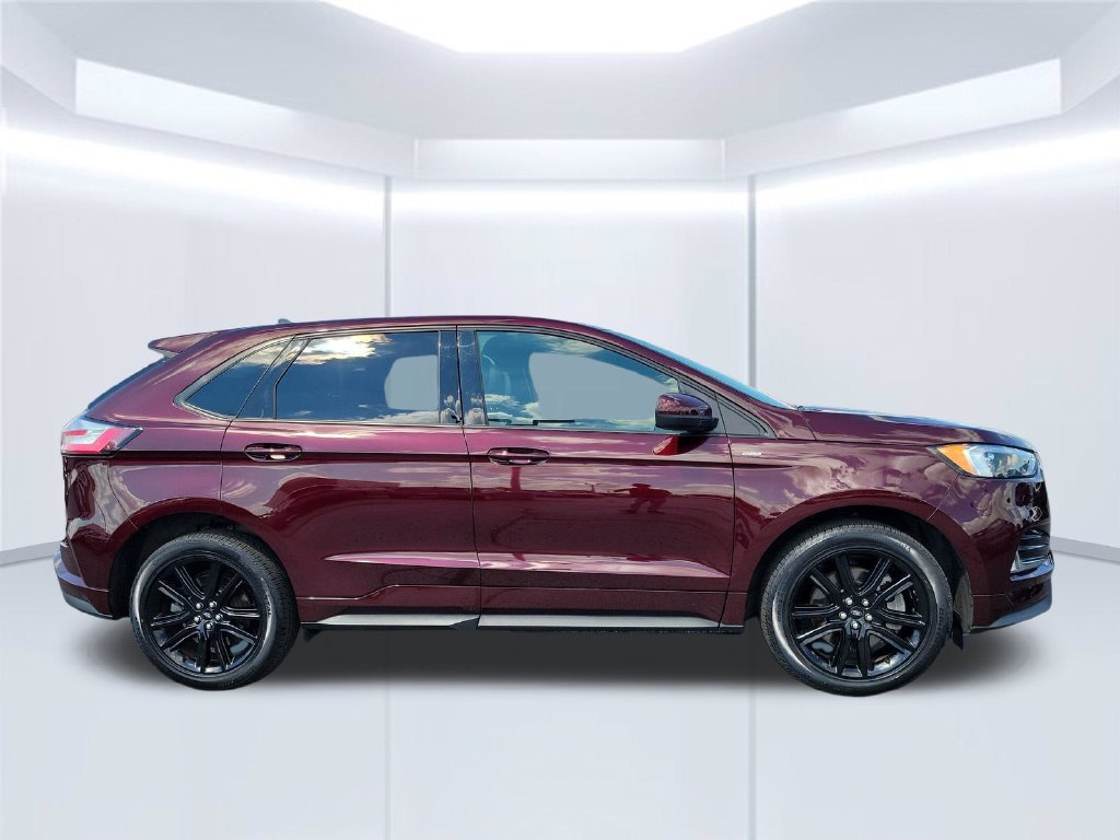 Certified 2024 Ford Edge ST-Line AWD/4WD image 4