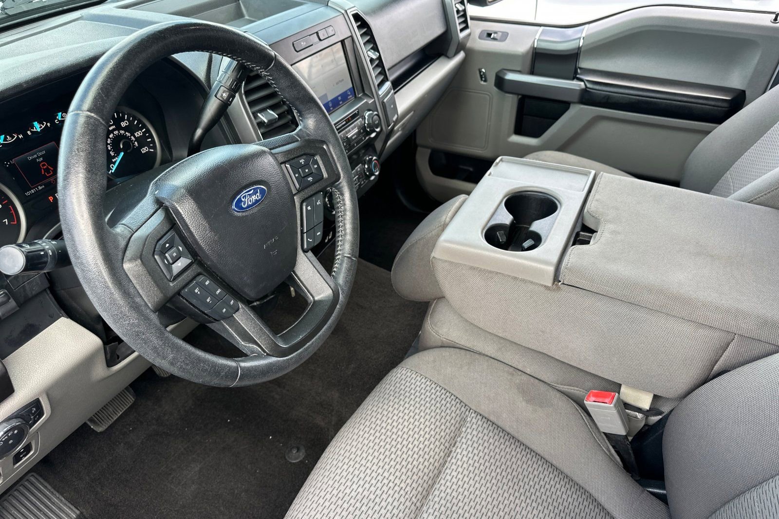 Certified 2020 Ford F150 XLT w/ Equipment Group 302A Luxury RWD image 9