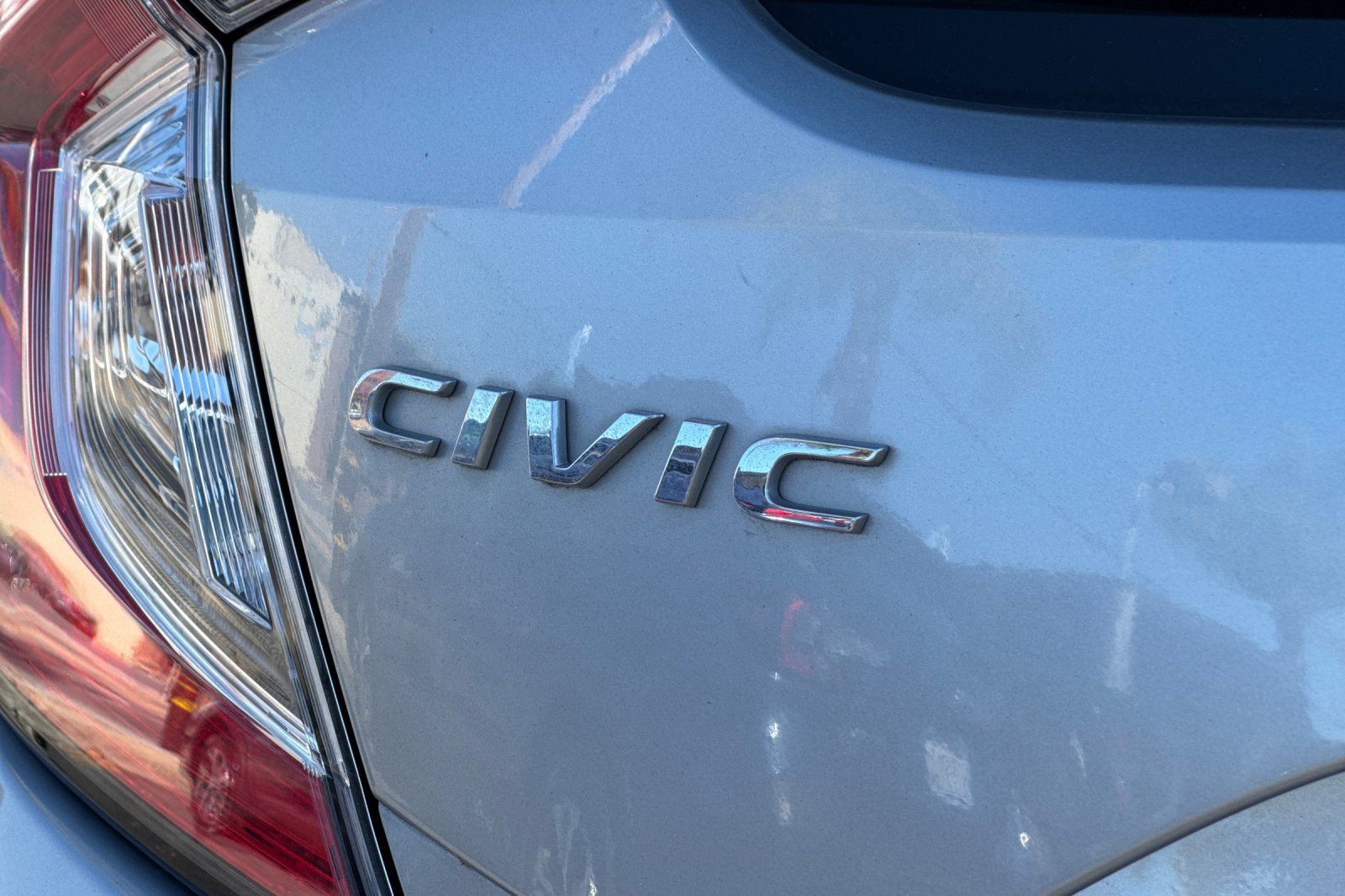 Used 2018 Honda Civic EX image 32