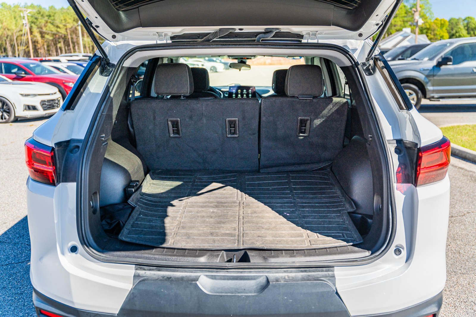 Used 2023 Chevrolet Blazer LT image 16