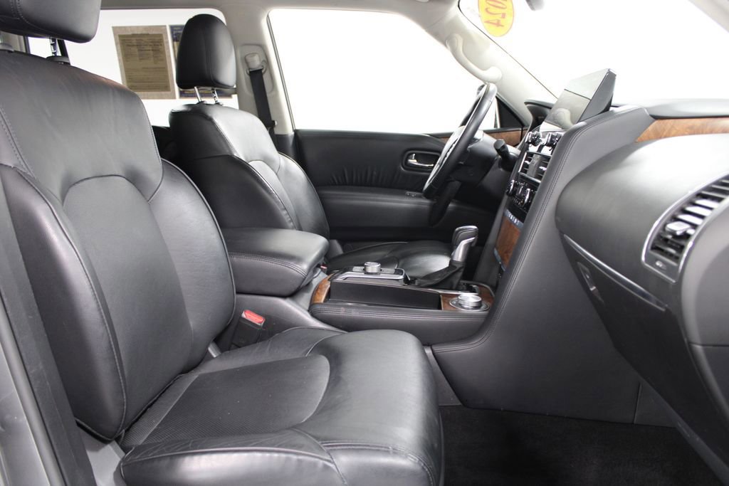 Used 2024 Nissan Armada SL image 31