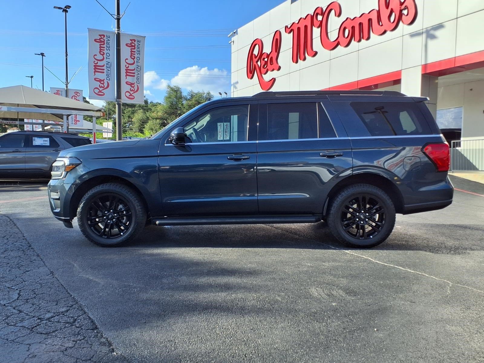 Certified 2024 Ford Expedition XLT RWD image 8