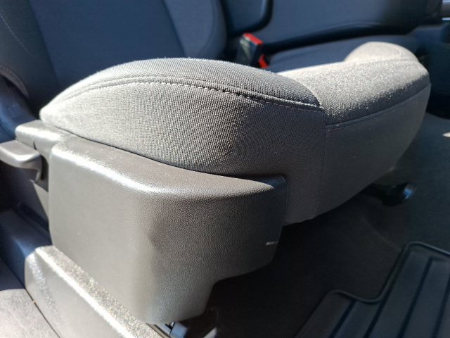 Used 2021 Chevrolet Silverado 1500 LT AWD/4WD image 32