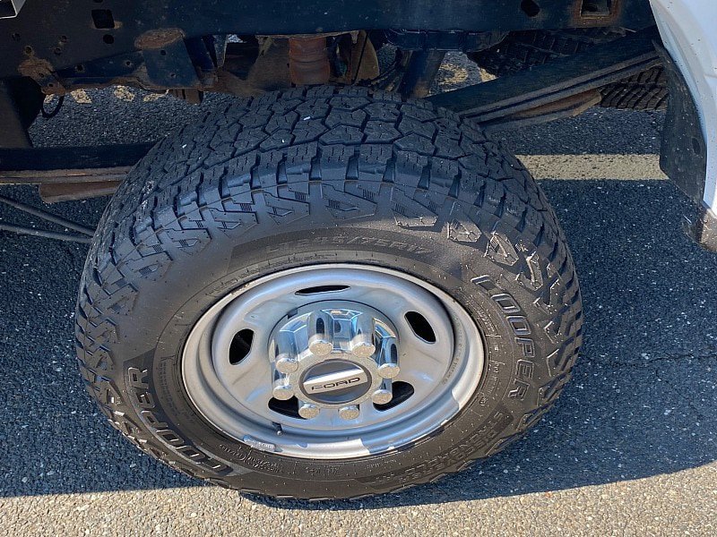 Certified 2018 Ford F250 XL w/ Power Equipment Group AWD/4WD image 14