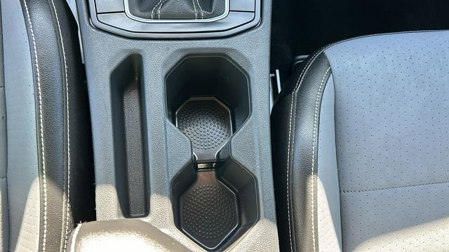 Used 2025 Volkswagen Jetta SE image 23