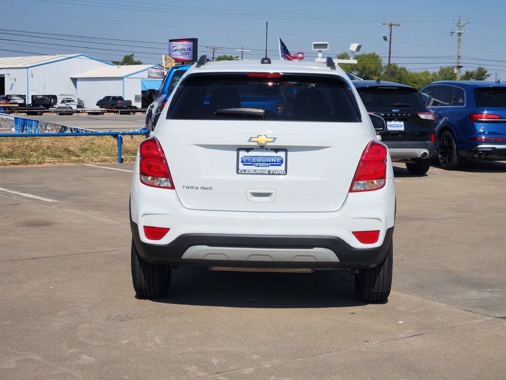 Used 2022 Chevrolet Trax LT w/ LT Convenience Package AWD/4WD image 6
