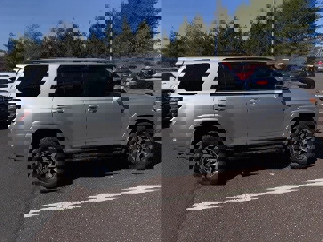 Used 2021 Toyota 4Runner TRD Off-Road image 13