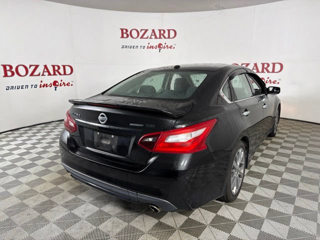 Used 2018 Nissan Altima 2.5 SR w/ SR Midnight Edition FWD image 8