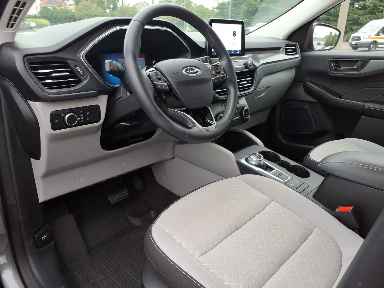 Certified 2023 Ford Escape Active AWD/4WD image 12