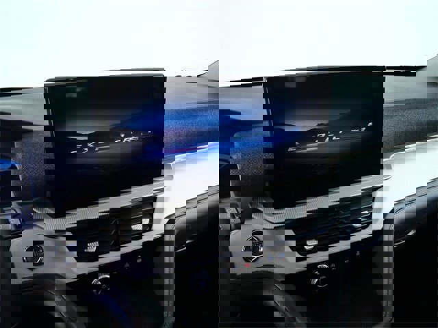 Certified 2025 Ford Explorer Active image 19