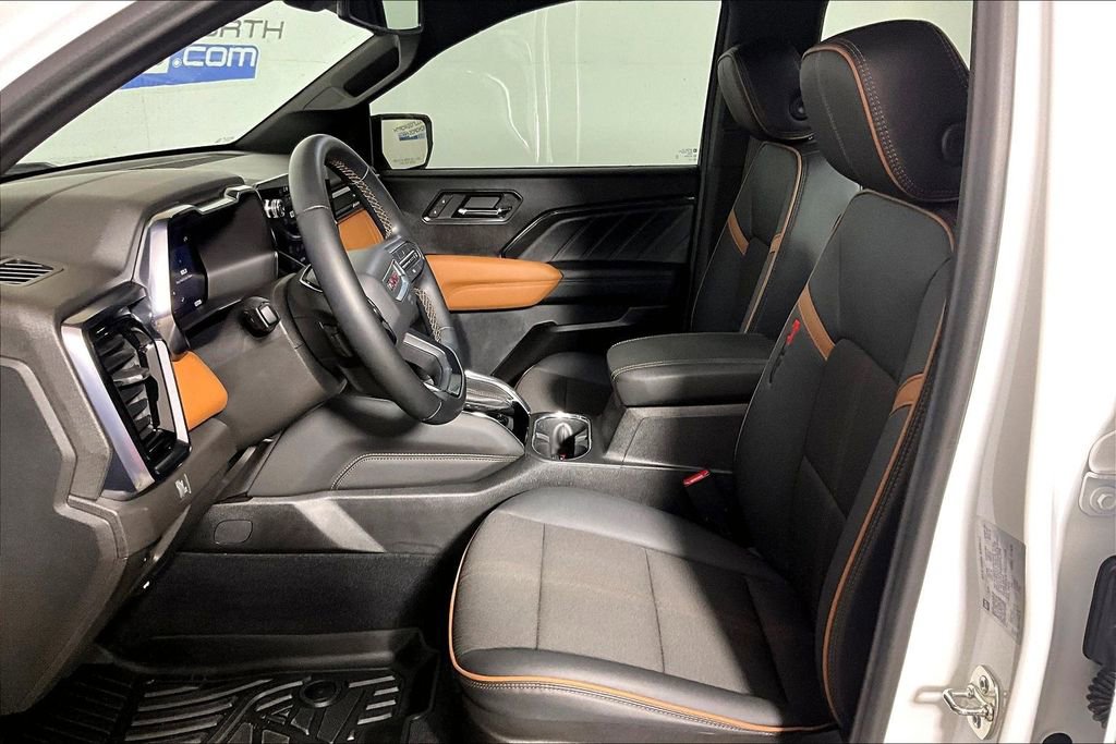 Used 2024 GMC Canyon AT4 w/ Canyon Safety Plus Package AWD/4WD image 20