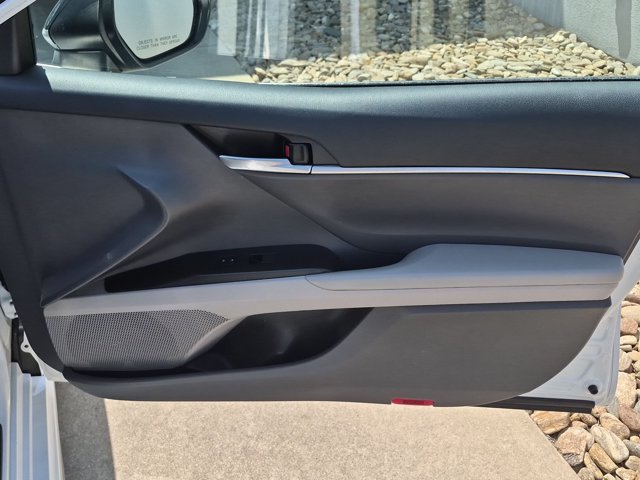 Used 2023 Toyota Camry SE FWD image 33
