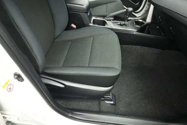 Used 2018 Toyota RAV4 LE w/ All Weather Liner Package AWD/4WD image 44