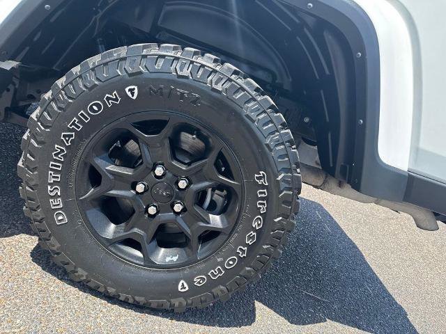 Used 2023 Jeep Gladiator Sport AWD/4WD image 11