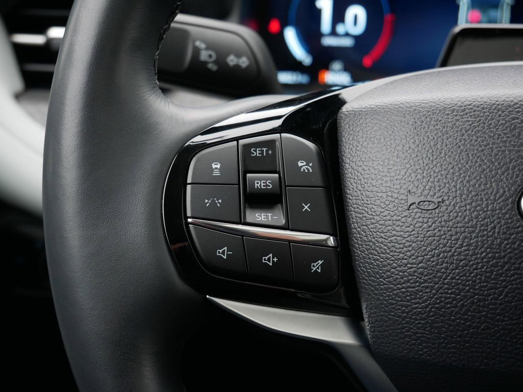 Certified 2025 Ford Explorer Platinum w/ Ultimate Package image 19