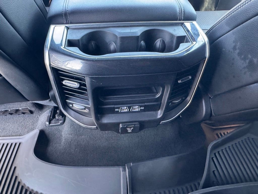 Used 2022 RAM 1500 Laramie AWD/4WD image 29