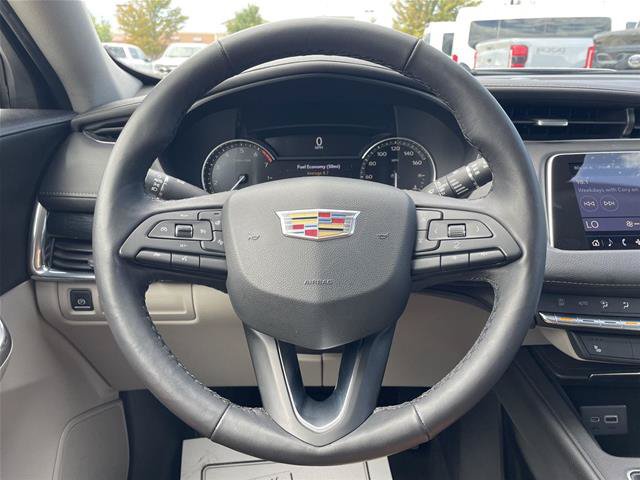 Used 2019 Cadillac XT4 Premium Luxury w/ Enhanced Visibility Package FWD image 12