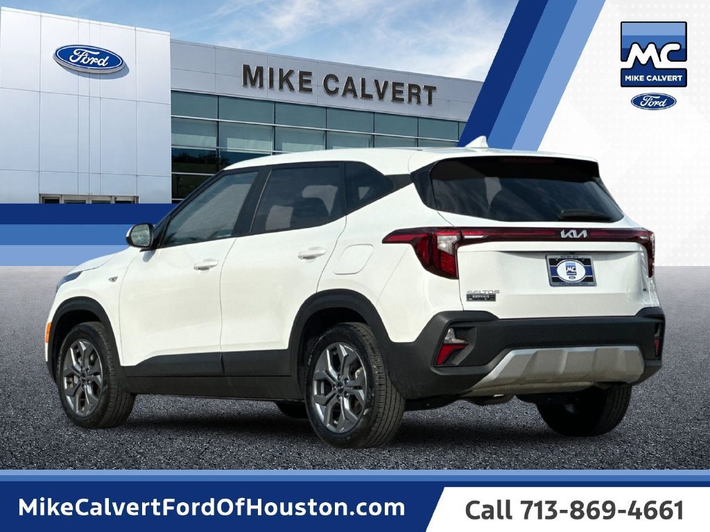 Used 2024 Kia Seltos LX AWD/4WD image 3