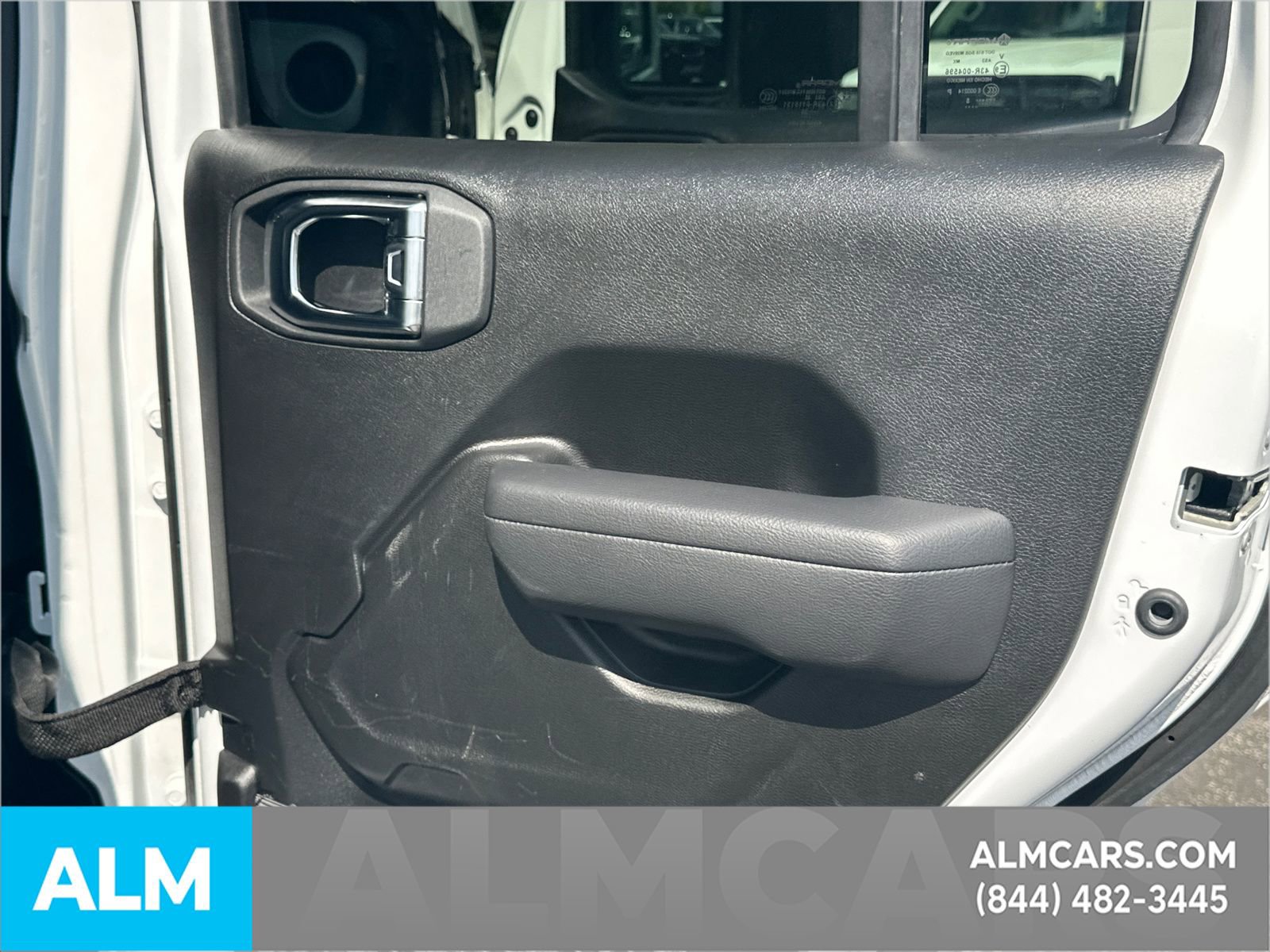 Used 2025 Jeep Wrangler Unlimited Sport AWD/4WD image 18
