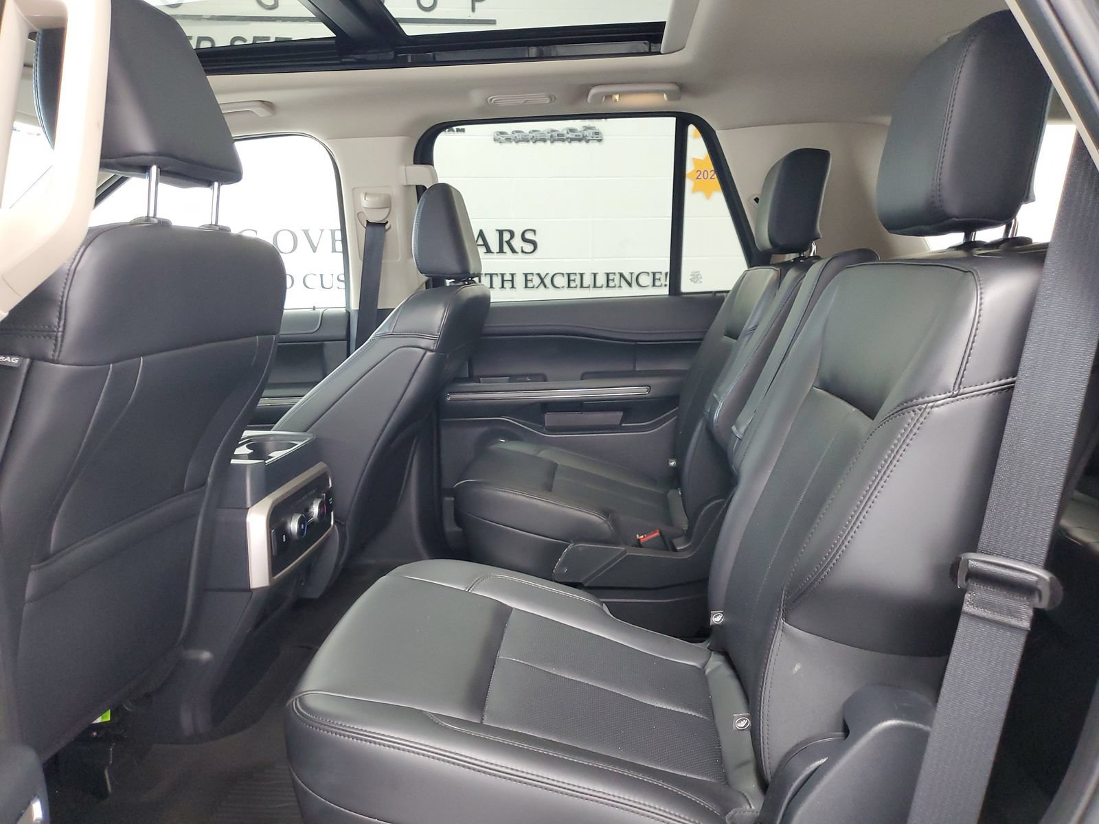 Certified 2024 Ford Expedition XLT AWD/4WD image 27