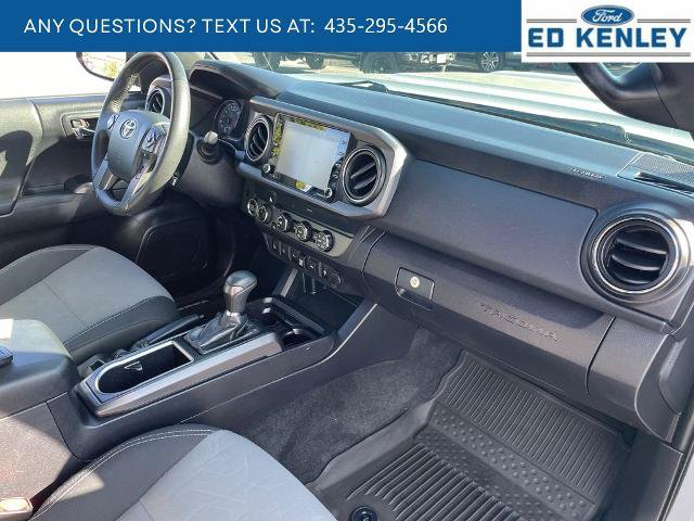 Used 2020 Toyota Tacoma TRD Sport w/ Technology Package AWD/4WD image 21