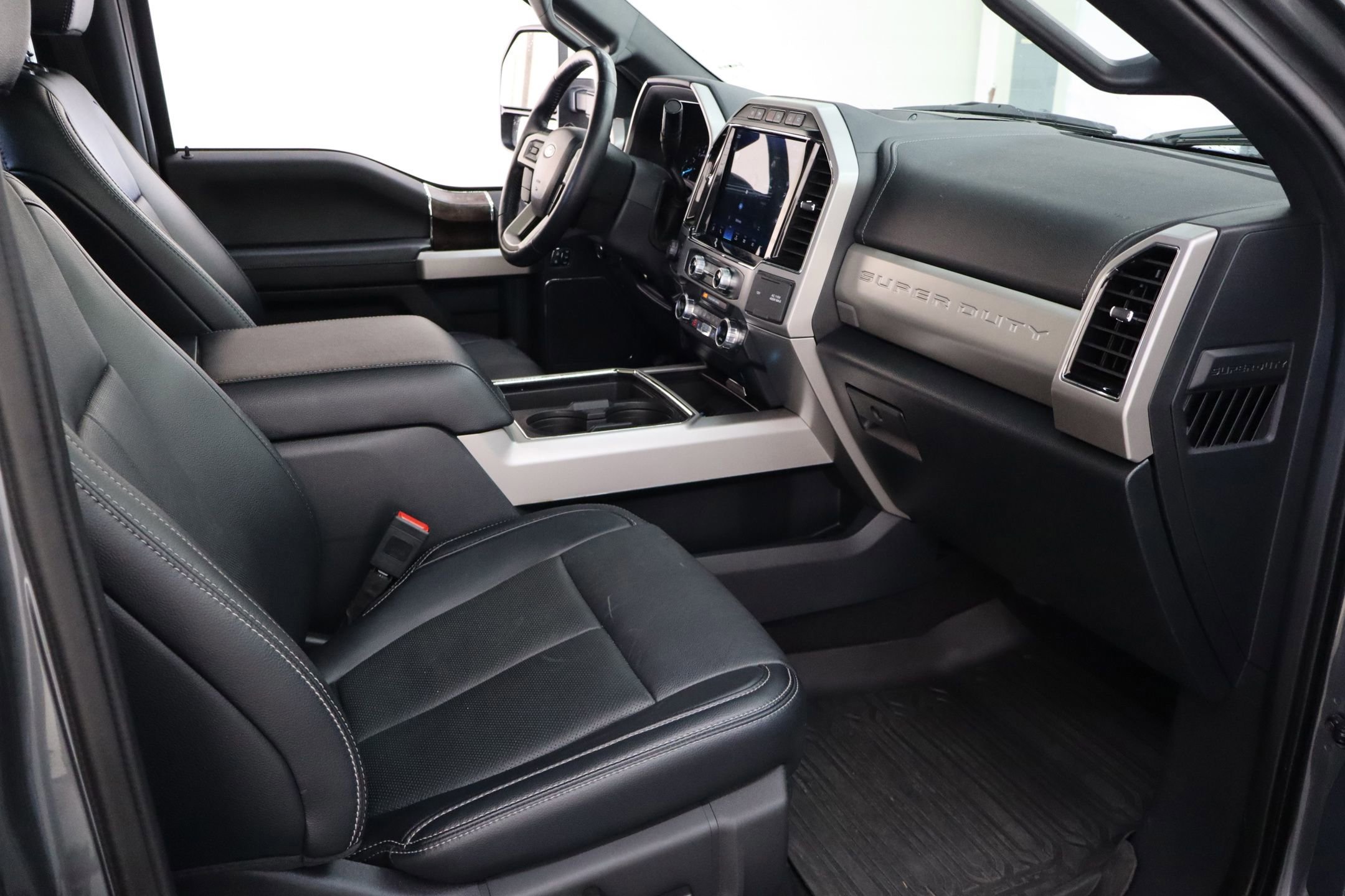 Certified 2022 Ford F250 Lariat w/ Lariat Ultimate Package image 45