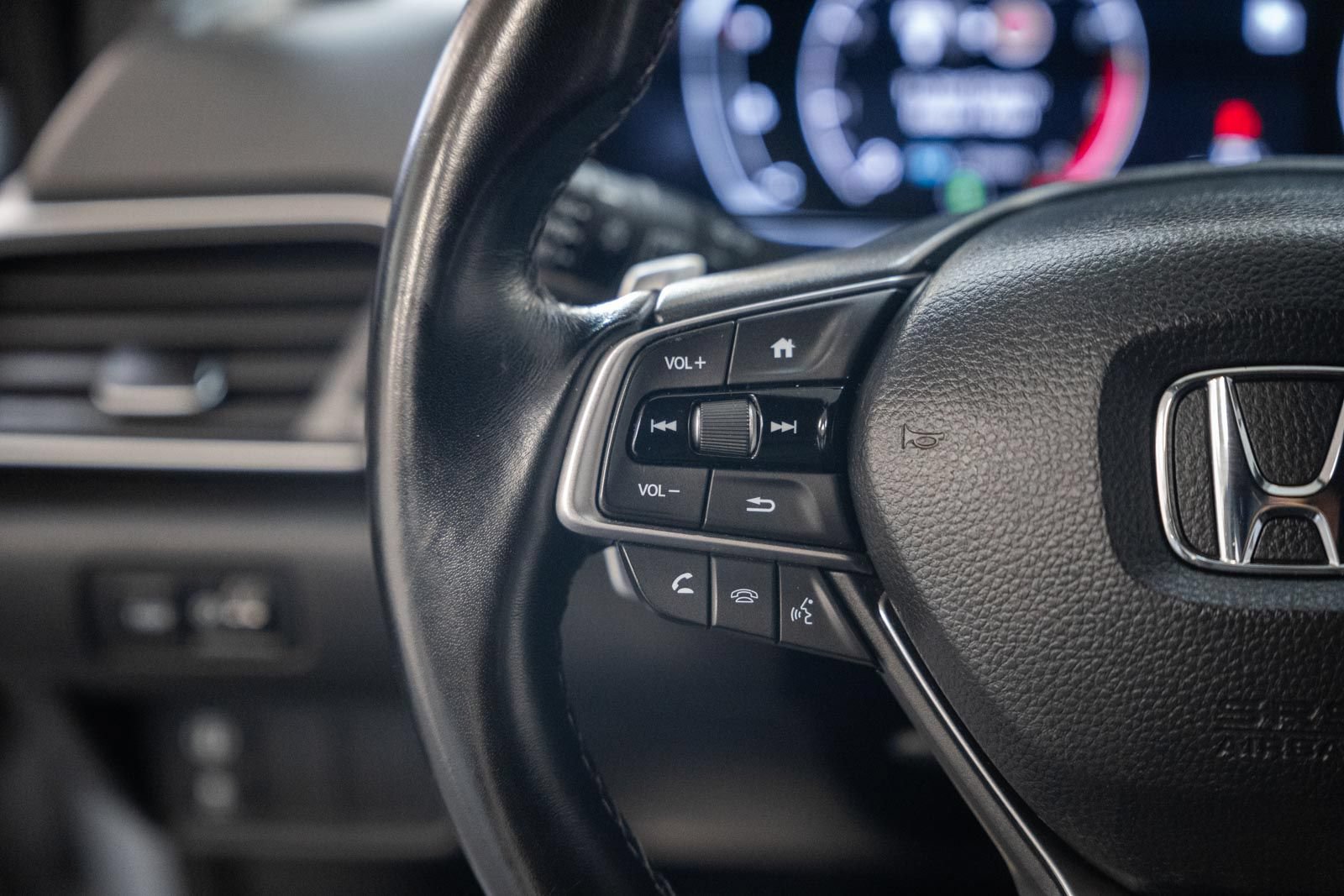 Used 2020 Honda Accord Sport image 30