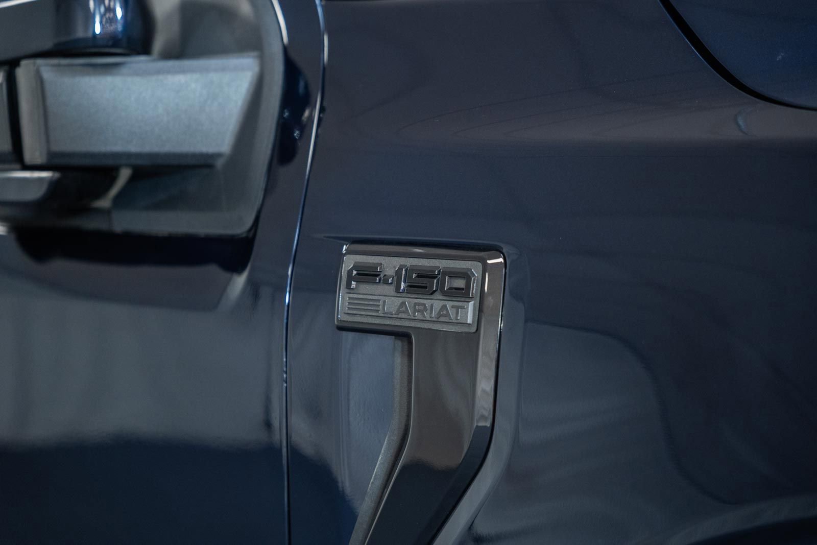 Certified 2024 Ford F150 Lariat w/ Equipment Group 502A High image 18