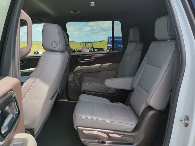 Used 2026 GMC Yukon XL Elevation RWD image 17