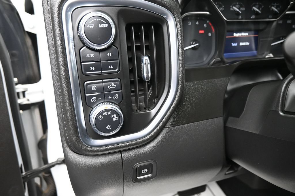 Used 2021 GMC Sierra 1500 Elevation w/ X31 Off-Road Package AWD/4WD image 12