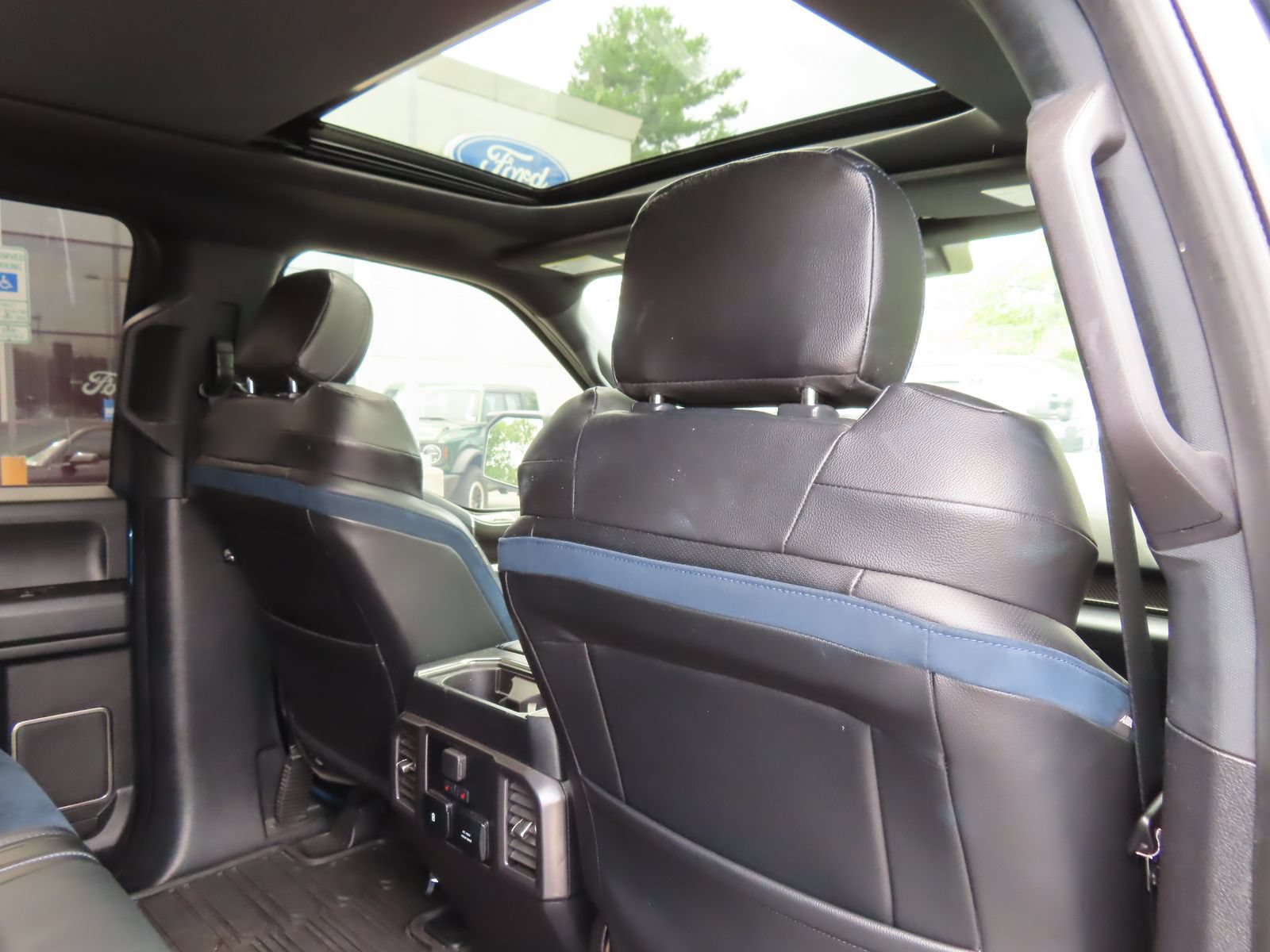 Certified 2019 Ford F150 Raptor w/ Equipment Group 802A Luxury AWD/4WD image 44