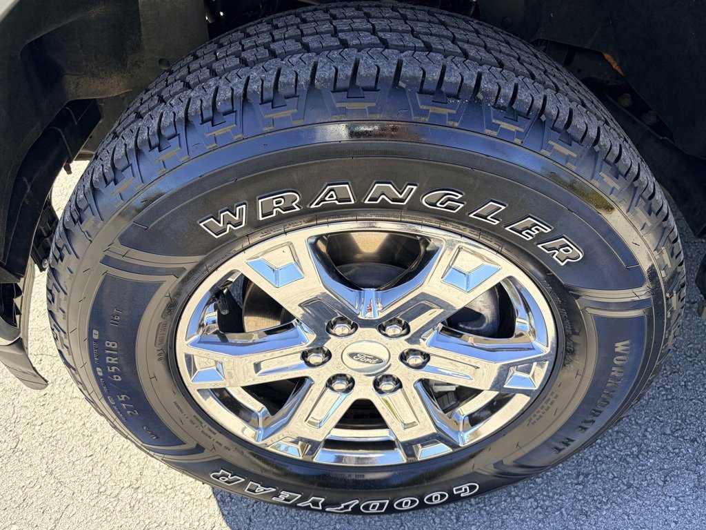 Certified 2022 Ford F150 XLT w/ Equipment Group 302A High image 32