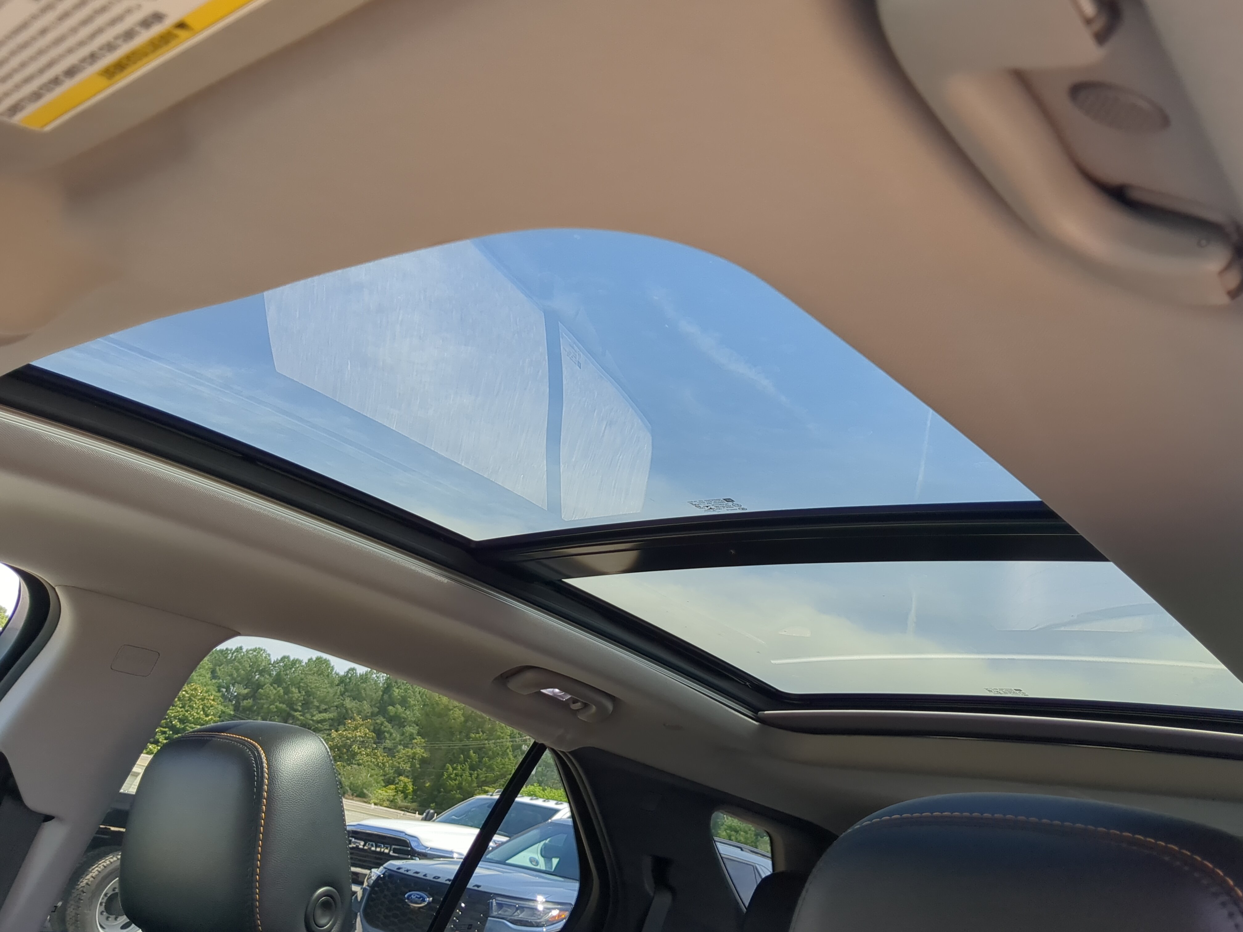 Used 2020 Chevrolet Equinox Premier FWD image 18