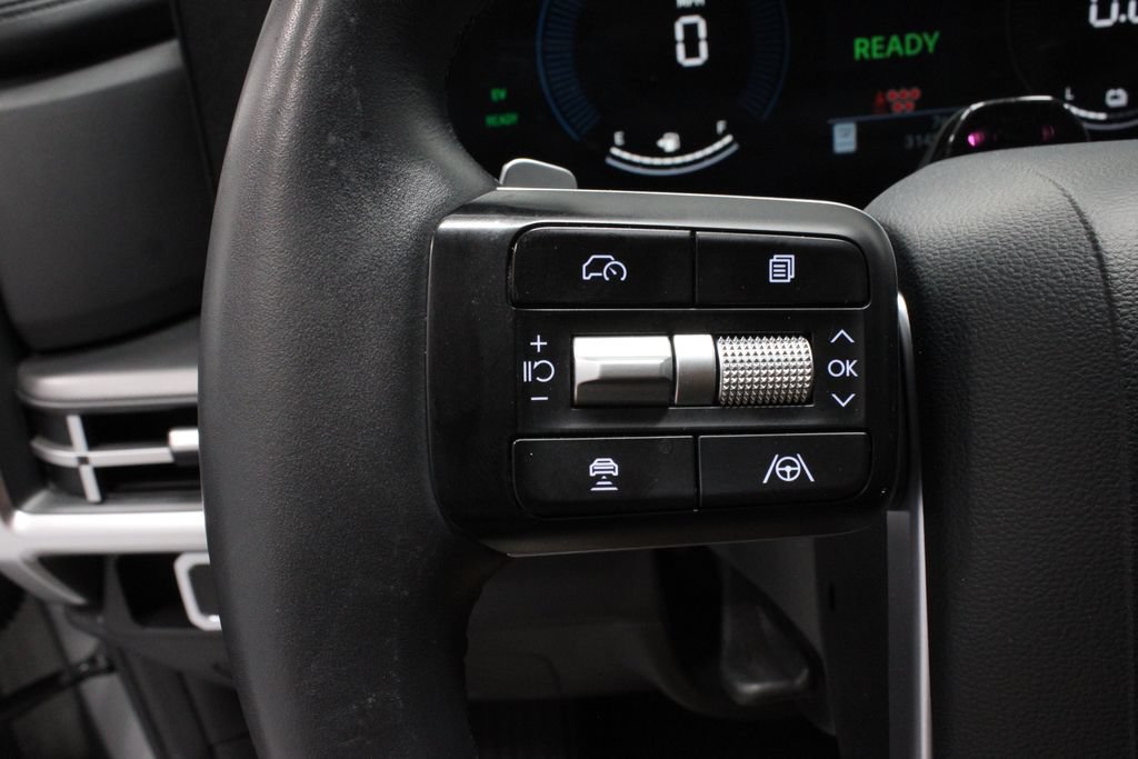 Used 2025 Hyundai Santa Fe SEL AWD/4WD image 26