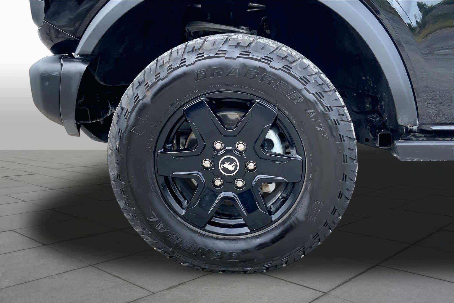 Certified 2024 Ford Bronco Black Diamond AWD/4WD image 11