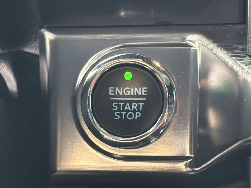 Certified 2023 Ford F150 Lariat image 17
