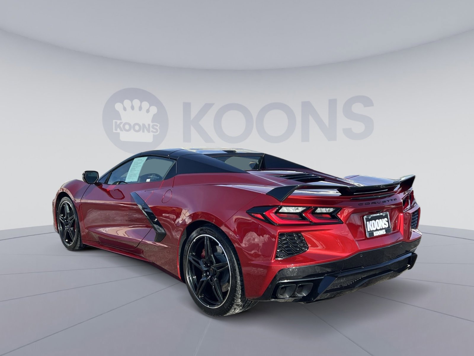 Used 2023 Chevrolet Corvette Stingray Premium Conv w/ Z51 Performance Package image 3
