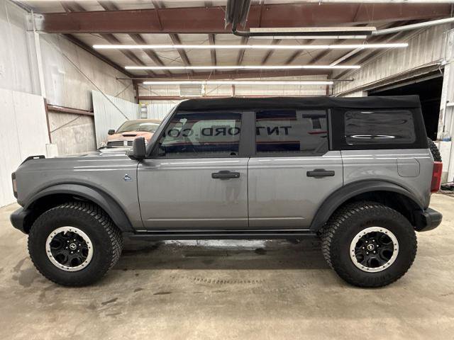 Certified 2022 Ford Bronco Black Diamond w/ Sasquatch Package AWD/4WD image 5