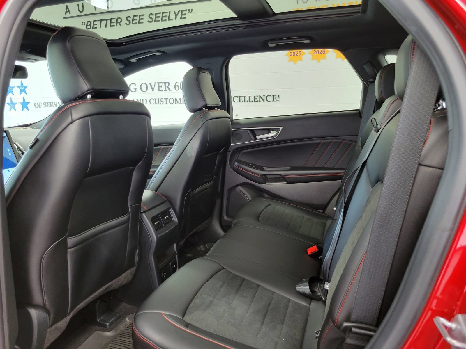Certified 2022 Ford Edge ST-Line w/ Class II Trailer Tow Package AWD/4WD image 24