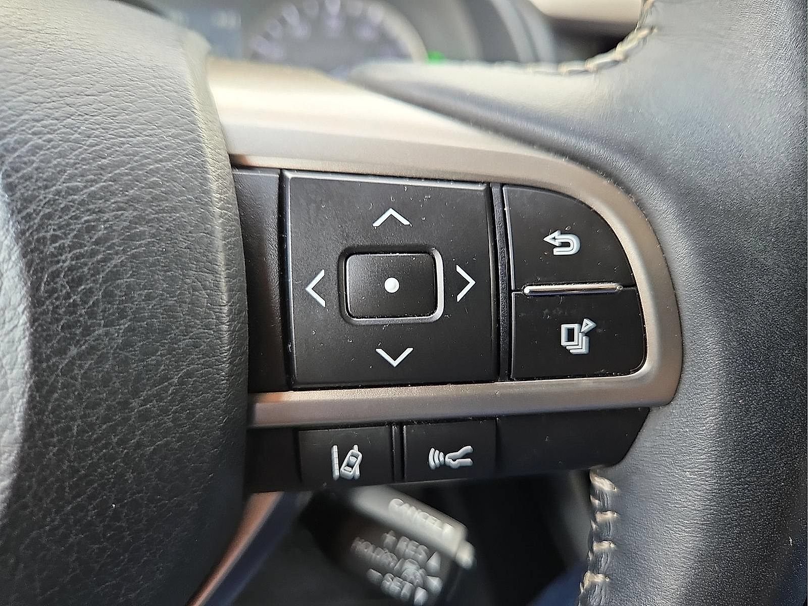 Used 2019 Lexus RX 350L AWD image 20