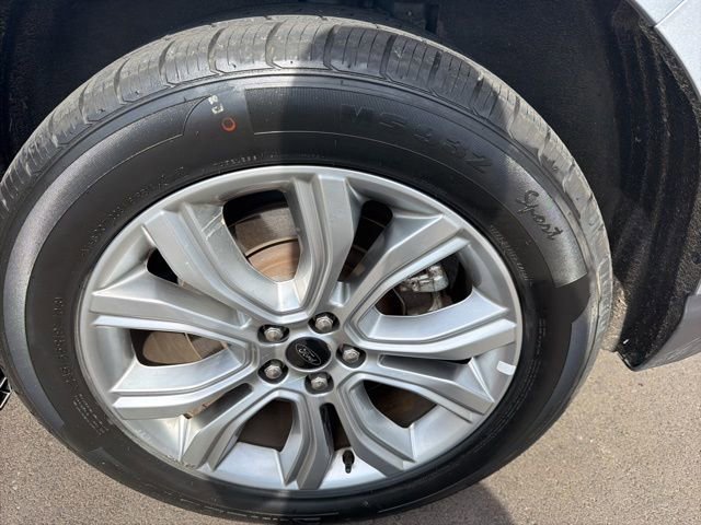 Certified 2024 Ford Edge Titanium image 12