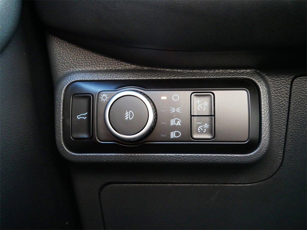 Certified 2025 Ford Explorer ST-Line w/ ST-Line Street Pack image 17