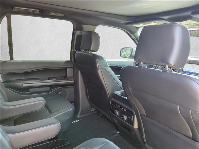 Certified 2020 Ford Expedition XLT w/ Equipment Group 202A RWD image 23