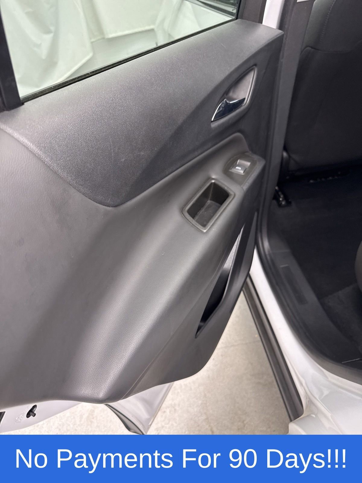 Used 2022 Chevrolet Equinox LT FWD image 35