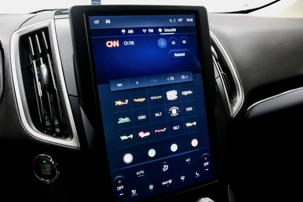 Certified 2022 Ford Edge SEL w/ Convenience Package image 9