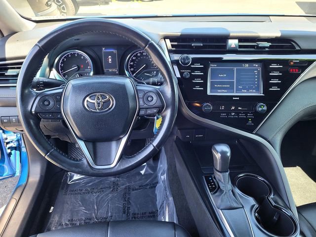 Used 2020 Toyota Camry SE w/ Blackout Package image 9