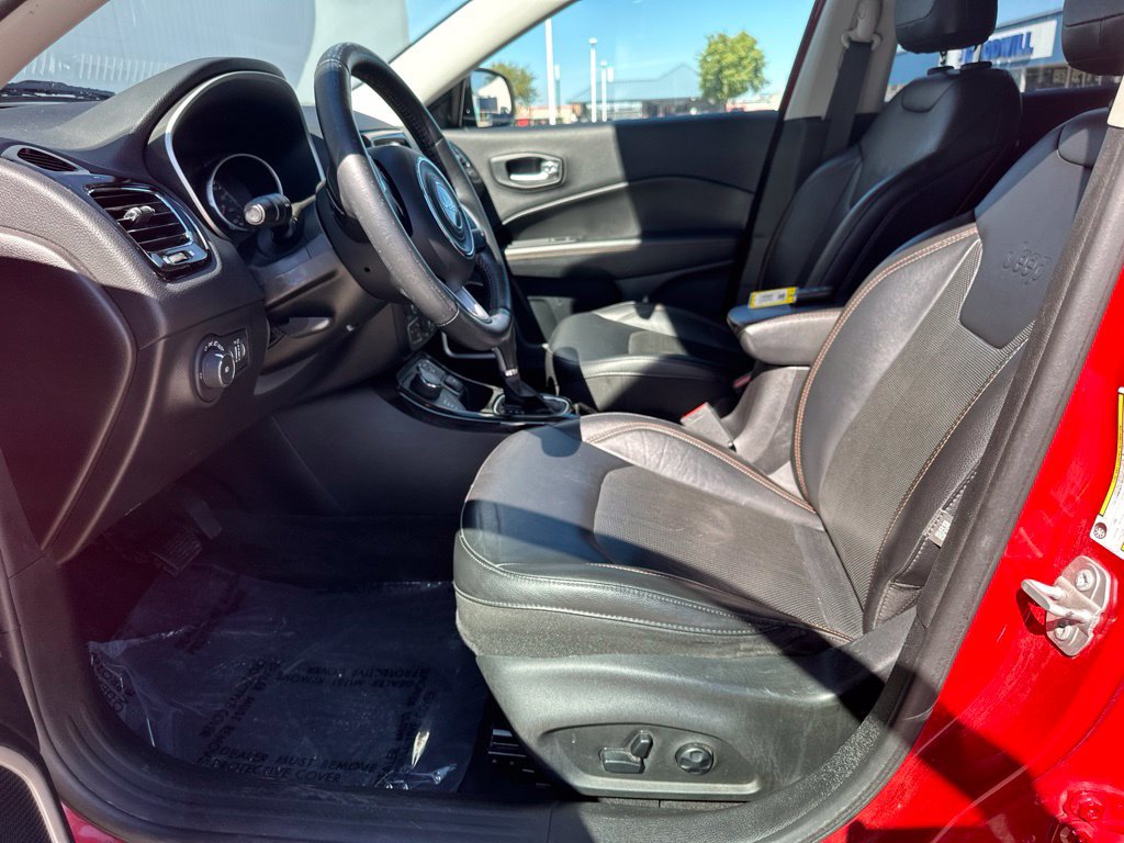 Used 2019 Jeep Compass Limited AWD/4WD image 14
